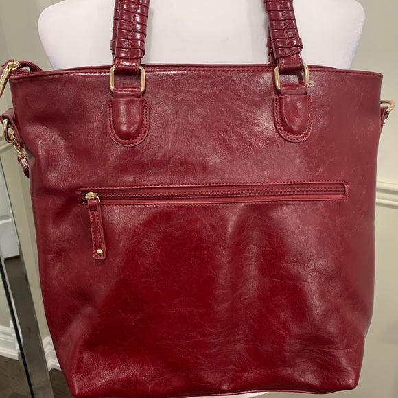 Joanne’s Vegan Leather Red Bag - Picture 2 of 8